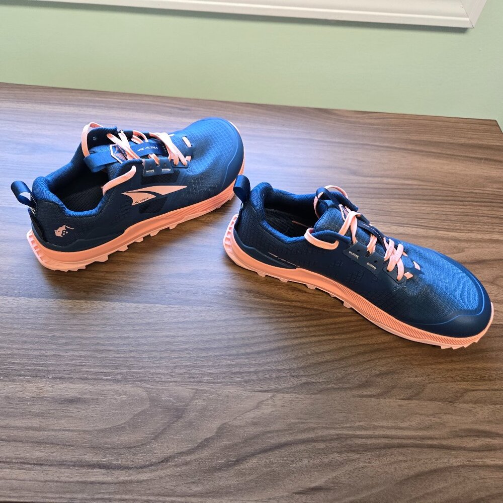 Altra Lone Peak 8, Women's 9.5, Navy/Coral